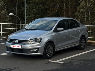 2017 Volkswagen Polo V Рестайлинг, серебристый, 1200000 рублей, вид 1