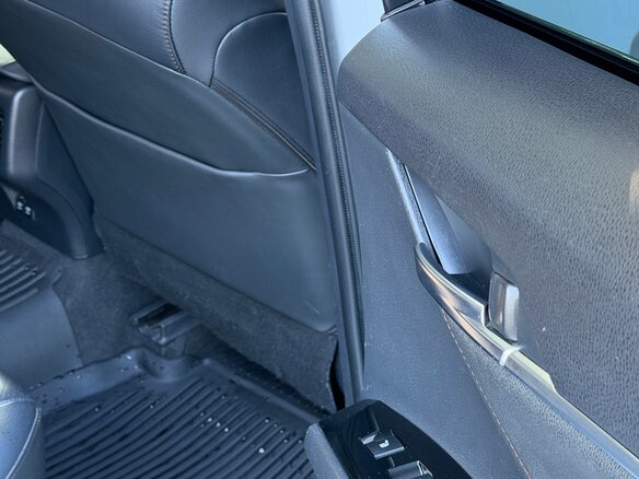 2019 Toyota Camry VIII (XV70), белый, 2000000 рублей - вид 21
