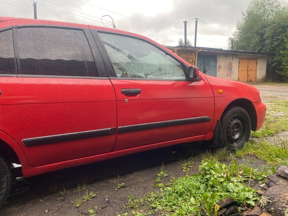 1998 Nissan Almera I (N15), красный - вид 5