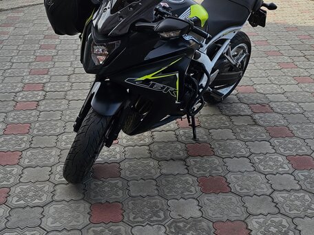 2016 Honda CBR 650F, чёрный, 750000 рублей, вид 1