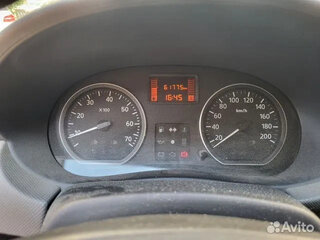 2010 Renault Sandero I, серый, 630000 рублей, вид 3
