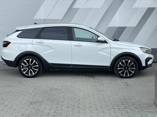 2024 Lada (ВАЗ) Vesta SW Cross I Рестайлинг (NG), белый, 1535000 рублей, вид 4