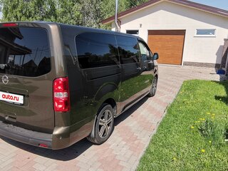 2020 Opel Zafira Life L I, зелёный, 3025000 рублей, вид 4