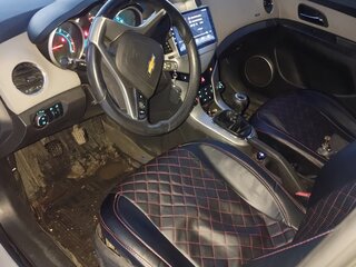 2012 Chevrolet Cruze I, серебристый, 680000 рублей, вид 4