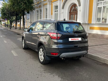 2016 Ford Kuga II Рестайлинг, серый, 1200000 рублей, вид 4