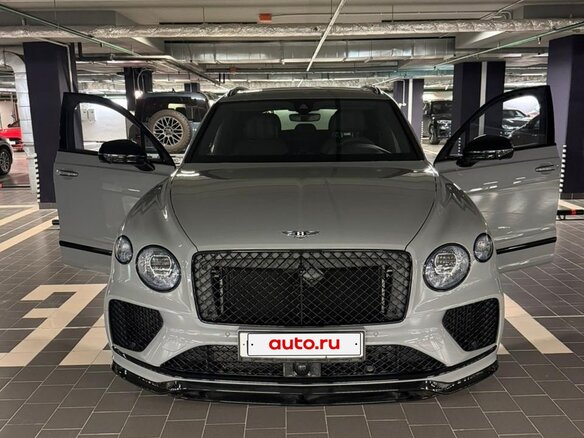 2024 Bentley Bentayga I Рестайлинг, серый - вид 2