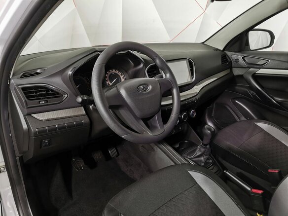 2023 Lada (ВАЗ) Vesta I Рестайлинг (NG), белый, 945150 рублей - вид 17