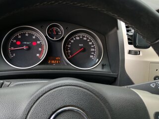 2008 Opel Zafira B, серый, 625000 рублей, вид 3