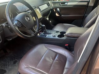 2011 Volkswagen Touareg II, коричневый, 1650000 рублей, вид 5
