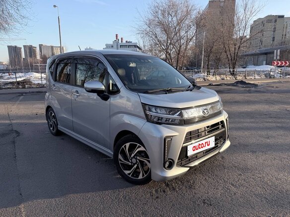 2017 Daihatsu Move VI Рестайлинг, серебристый, 965000 рублей