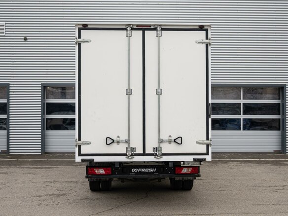 2020 Ford Transit, белый, 4400000 рублей - вид 3