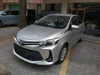 2022 Toyota Vios III Рестайлинг, серебристый, 992999 рублей, вид 1