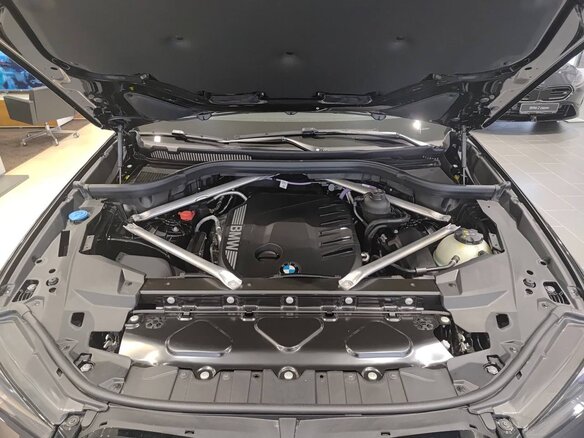 2025 BMW X5 30d IV (G05/G18) Рестайлинг, чёрный, 14200000 рублей - вид 8