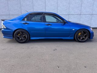 2000 Toyota Altezza, синий, 999000 рублей, вид 5
