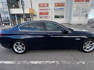 2013 BMW 5 серии 530d xDrive VI (F10/F11/F07), синий, 2000000 рублей, вид 3