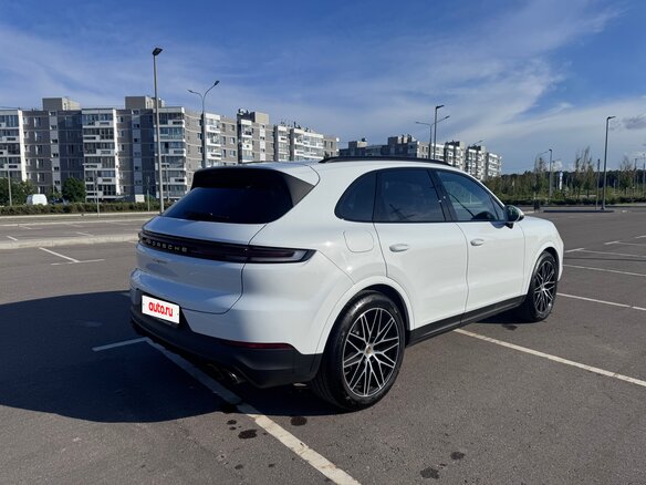 2024 Porsche Cayenne III Рестайлинг, белый - вид 1