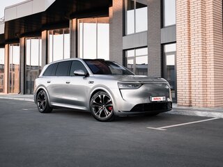 2025 Aito M8 53.4 kWh I, серебристый, 8000000 рублей, вид 1