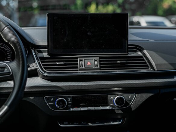 2023 Audi Q5 L 40 TFSI II (FY) Рестайлинг, чёрный, 4050000 рублей - вид 10