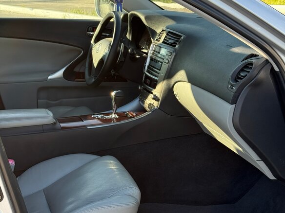 2005 Lexus IS 250 II, серебристый, 1550000 рублей - вид 9