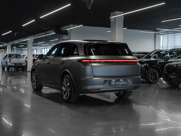2023 Li Auto (Lixiang) L7 I, серый, 6330000 рублей - вид 3