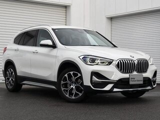 2022 BMW X1 18i sDrive II (F48) Рестайлинг, белый, 1587000 рублей, вид 3