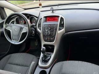 2011 Opel Astra J, серебристый, 549999 рублей, вид 5