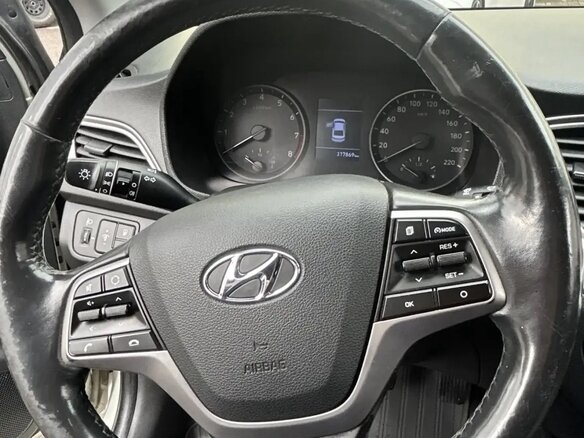 2019 Hyundai Solaris II, бежевый, 850000 рублей - вид 8