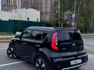 2018 Kia Soul II Рестайлинг, чёрный, 1700000 рублей, вид 3