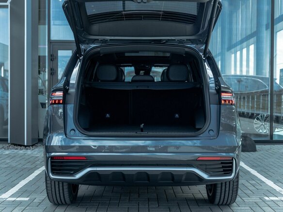 2026 Geely Monjaro I, серый, 4899990 рублей - вид 29