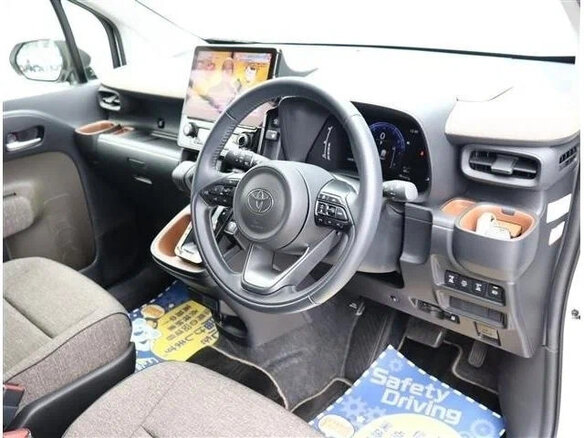 2022 Toyota Sienta III, белый, 1091027 рублей - вид 12