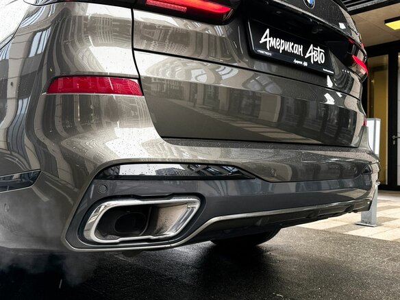 2023 BMW X7 40i I (G07) Рестайлинг, зелёный, 11790000 рублей - вид 10