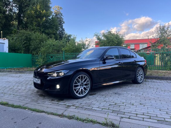 2018 BMW 3 серии 320i xDrive VI (F3x) Рестайлинг, чёрный - вид 1