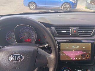 2013 Kia Rio III, белый, 750000 рублей, вид 4