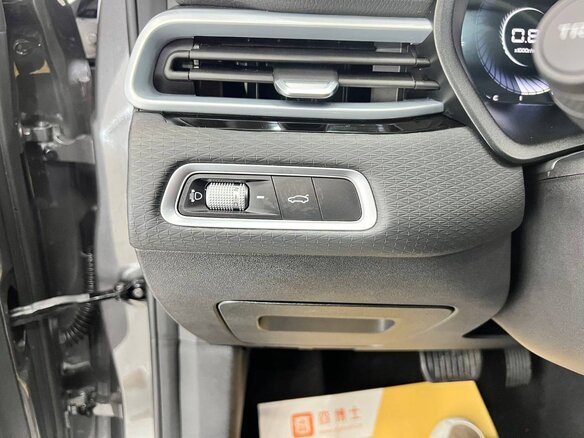 2023 Geely Emgrand II, серый, 1320000 рублей - вид 14