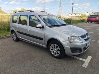 2015 Lada (ВАЗ) Largus I, серебристый, 730000 рублей, вид 2