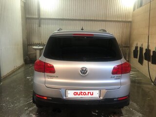 2012 Volkswagen Tiguan I Рестайлинг, серебристый, 1499999 рублей, вид 1
