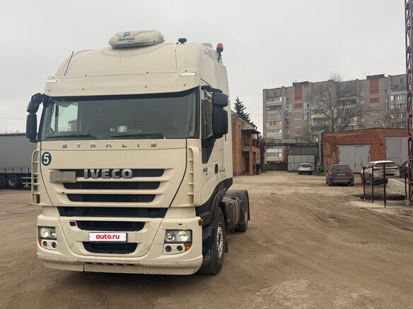 2008 Iveco Stralis, бежевый, 1800000 рублей - вид 2