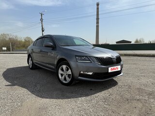 2017 Skoda Octavia III (A7) Рестайлинг, серый, 1800000 рублей, вид 1