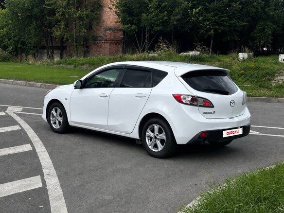 2010 Mazda 3 II (BL), белый, 750000 рублей - вид 4