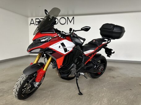 2023 Ducati Multistrada V4, красный, 2050000 рублей, вид 1