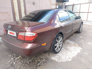 2003 Nissan Maxima V (A33), красный, 280000 рублей, вид 3