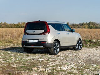 2021 Kia Soul III, серый, 2165000 рублей, вид 2