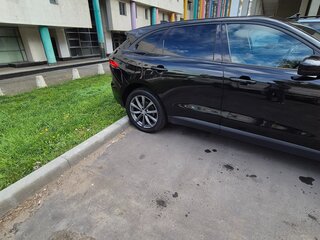 2016 Jaguar F-Pace I, чёрный, 1850000 рублей, вид 5