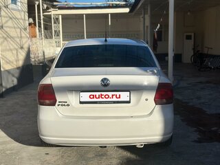 2012 Volkswagen Polo V, белый, 650000 рублей, вид 3