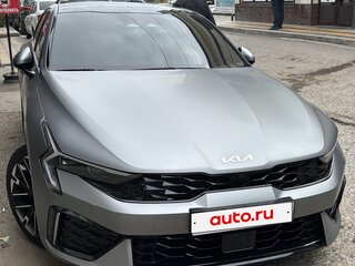 2023 Kia K5 III Рестайлинг, серый, 4900000 рублей, вид 3