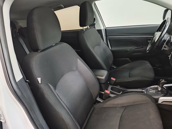 2011 Mitsubishi ASX I, белый, 840000 рублей - вид 20