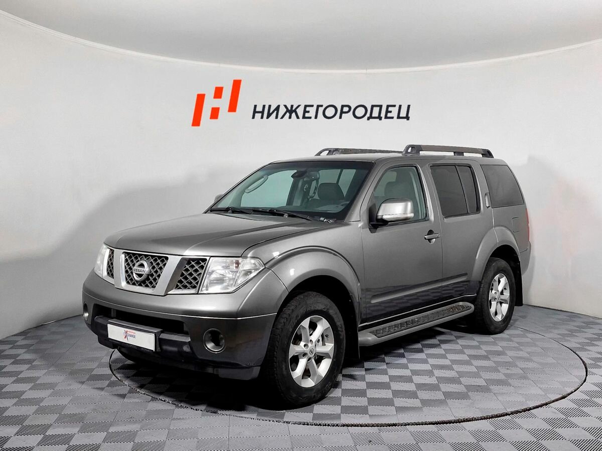 Открыть фотографии: Nissan Pathfinder III