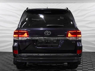 2020 Toyota Land Cruiser 200 Series Рестайлинг 2, чёрный, 5980000 рублей, вид 5