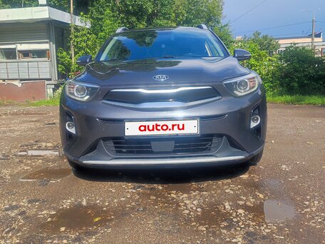 2020 Kia Stonic I, серый, 1670000 рублей, вид 4
