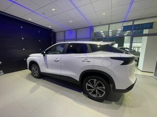 2026 Omoda C5 II, белый, 2399000 рублей, вид 4
